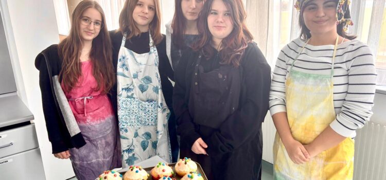 Ernährung und Haushalt in der 4a Ernährung und Haushalt in der 4a